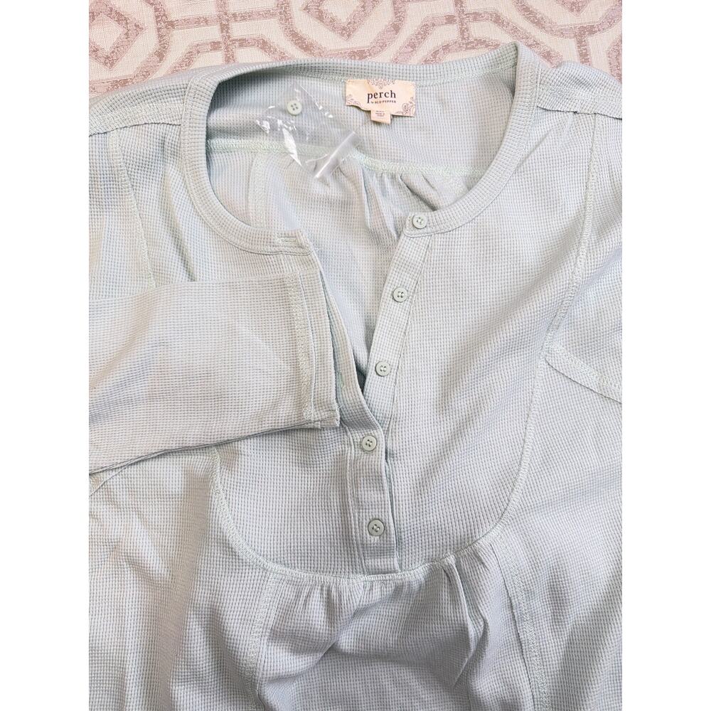 Perch by‎ Blu Pepper Women’s Top Size 2XL Light Blue Long Sleeve Henley NWOT - Picture 2 of 7